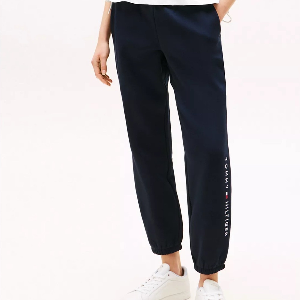 Tommy Hilfiger Women's Dark Blue Joggers